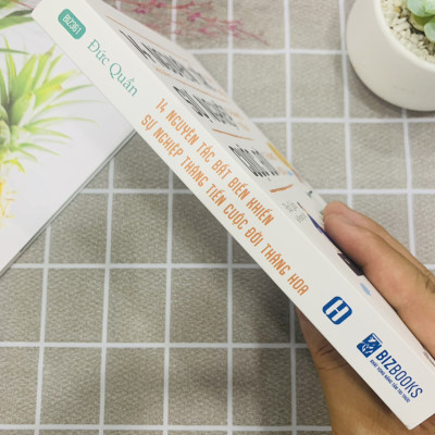 Bộ 3 Cuốn Sách Thói Quen Của Người Thành Công: Dừng bao biện! Làm gì có chuyện bạn không có thời gian, Thói quen tốt tạo ra cuộc sống chất Và 14 nguyên tắc bất biến khiến sự nghiệp thăng tiến cuộc đời thăng hoa