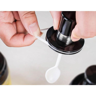 Hũ Đựng Gia Vị Có Muỗng Tiện Lợi