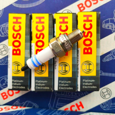 Bugi Xe Máy Chân Ngắn Bosch (Platium) Honda Dream, Wave 110, Future 110, Yamaha Jupiter, Sirius, Nouvo 115, Suzuki Viva, Smash, Sym Attila