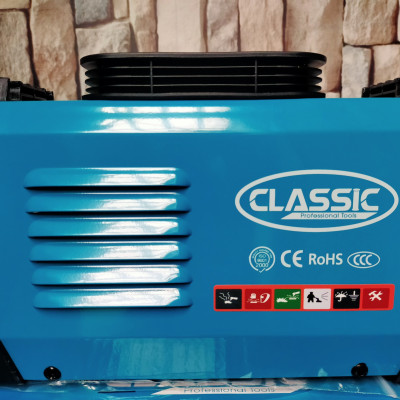 MÁY HÀN QUE ĐIỆN TỬ CLASSIC ARC-200E (CÓ MÀN HÌNH HIỂN THỊ, CHUYÊN KÉO QUE 2.5)