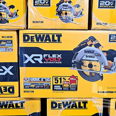 MÁY CƯA CẦM TAY 184mm 20V/60V MAX FLEXVOLT DEWALT DCS573N - Chính Hãng