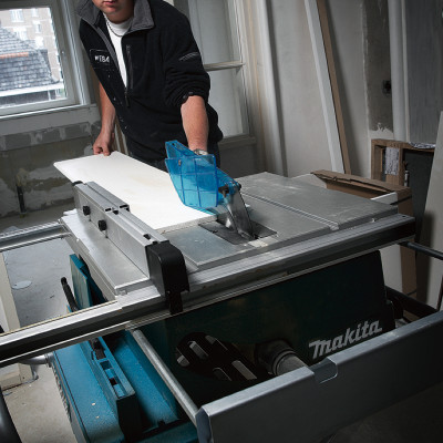 MÁY CƯA BÀN 255MM 1650W MAKITA 2704- HÀNG CHÍNH HÃNG