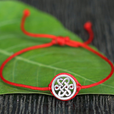 Vòng Kết Dây Đỏ Charrm Kết Đồng Tâm Bạc Ngọc Quý Gemstones GA5