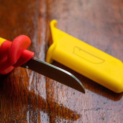 DỤNG CỤ TƯỚC DÂY ĐIỆN CÁCH ĐIỆN LƯỠI THẲNG TOTAL THICK1801 - HÀNG CHÍNH HÃNG