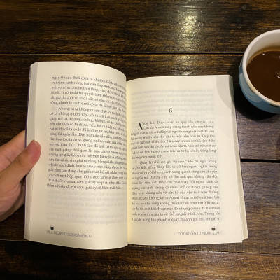 Sách Truyện Trinh Thám - Cô Gái Đến Từ Mi Lan (Giorgio Scerbanenco)