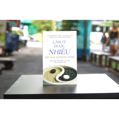 Sách - Nghệ Thuật Sống Á Đông: Chiến Thắng Mà Không Cần Gây Chiến