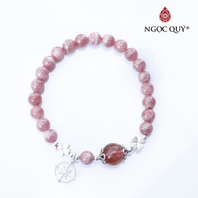 Vòng tay đá đào hoa rhodochrosite 7mm phối thạch anh tóc đỏ charm bạc mệnh hỏa , thổ - Ngọc Quý