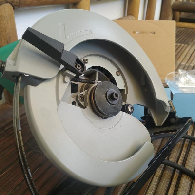 MÁY CƯA ĐĨA TRÒN 185MM 1100W DCA AMY02-185 - HÀNG CHÍNH HÃNG