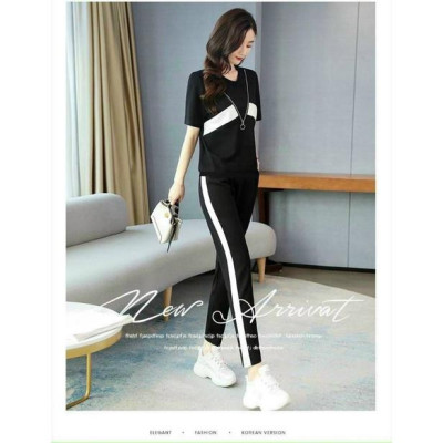 Đồ bộ nữ phối khóa kéo chữ V thời trang độc đáo