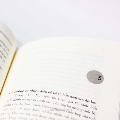 Phía Nam biên giới, phía Tây mặt trời