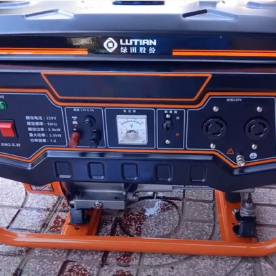 Máy phát điện ABG Lutian LT3500N-6 - Máy Phát Điện Chạy Xăng Công Suất 3Kw Bình Nhiên Liệu Lớn Mức Độ Tiêu Thụ Nhiên Liệu Thấp Tiết Kiệm Điện An Toàn Với Môi Trường Có Thể Khởi Động Bằng Cách Gật Nổ Hoặc Đề