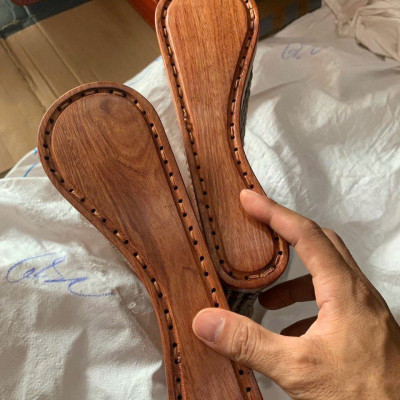 Gối Công Thái Học , Gối Hạt Gỗ Cao Cấp - Kích Thước 43cmx24cmx8/4cm ( video , hình thật )