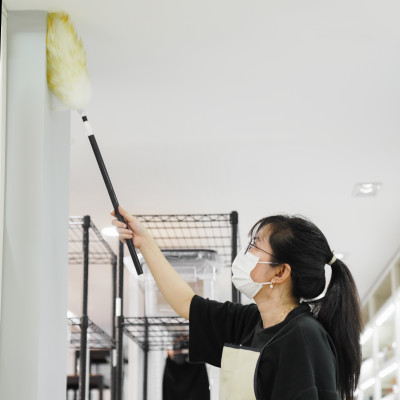 Cây phủi bụi cán nhựa thu gọn được 76-100cm HORECA TRUST mã 6987GY