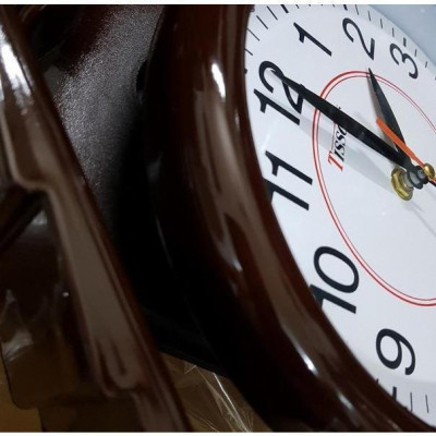 Đồng Hồ Treo Tường Hình Ngôi Nhà Thời Trang