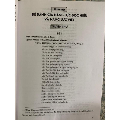 Sách - Bộ đề đánh giá năng lực đọc hiểu và năng lực viết môn ngữ văn 11