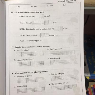 Bài tập tuần tiếng anh 3 tập một 