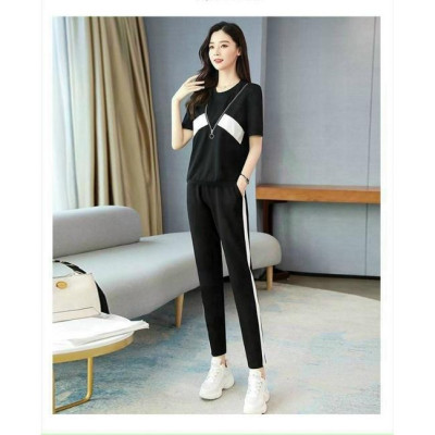 Đồ bộ nữ phối khóa kéo chữ V thời trang độc đáo