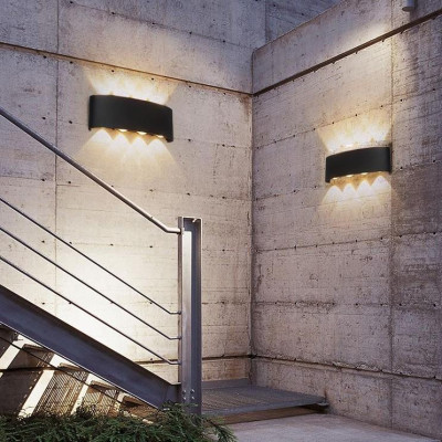 Đèn tường UVONK kiểu dáng hiện đại, tinh tế.