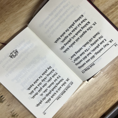 Kinh pháp cú  - khổ 8x11cm- tặng kèm bọc sách