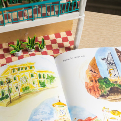 Sách - Bụi ở Sài Gòn - Em yêu Việt Nam mình - Lionbooks