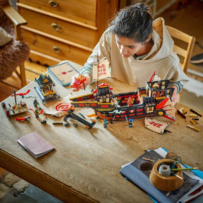 Đồ Chơi Lắp Ráp Thuyền Phiêu Lưu Ninjago LEGO NINJAGO 71848 (2387 chi tiết)