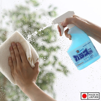 Chai xịt tẩy rửa kính dạng bọt Rocket 300ml - Hàng Nội Địa Nhật Bản