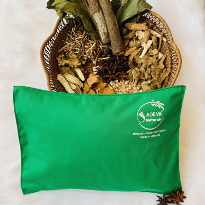Gối chườm nóng lạnh thảo dược đa năng Adeva Noni - 100 lần chườm, 500gr dược liệu với sự kết hợp của 15 loại thảo mộc quý hiếm tự nhiên. Sử dụng lò vi sóng và ngăn đông tủ lạnh