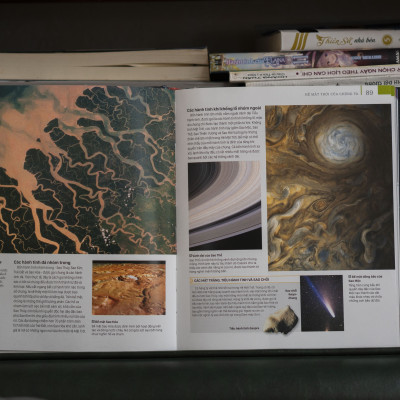 Sách - Thiên văn học trực quan - Đinh Tị Books