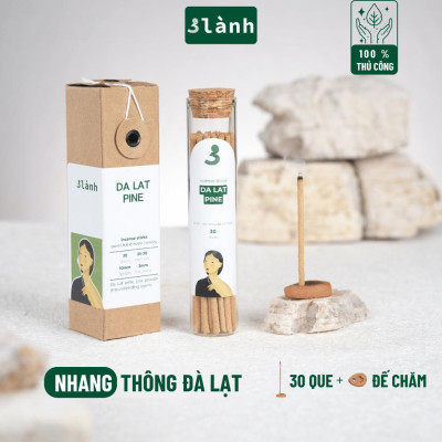 Nhang Thủ Công Thông Đà Lạt 3 Lành Hộp 30 Que 100 % Tự Nhiên Tặng Kèm Đế Chăm Không Hóa Chất Xông Thơm
