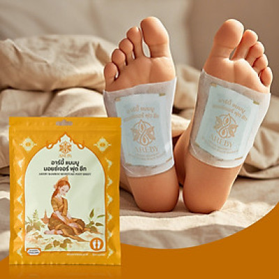 Miếng dán ngải cứu thải độc bàn chân AREBY Thái Lan 10 miếng/túi
