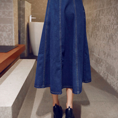 Chân váy jean xòe dài 2 nút C011