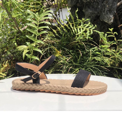 Sandal nữ hot trend  trẻ trung năng động 21423