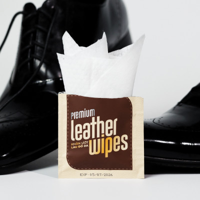 Túi 50 gói khăn ướt lau giày da túi da ví da siêu tốc Leather EcoWipes tinh chất sáp ong dưỡng bóng