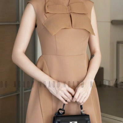 Đầm nâu sát nách NGADO , đầm công sở , dự tiệc