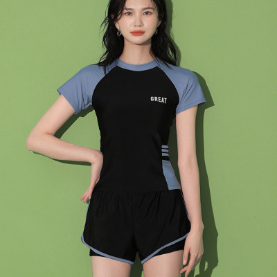 Bộ đồ bơi nữ quần áo cộc thể thao năng động 