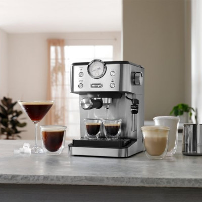 Máy pha cà phê espresso DeLonghi Classic EM450.M - Hàng chính hãng
