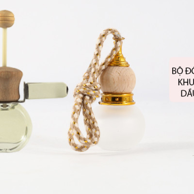 Tinh dầu Sả Chanh JULYHOUSE treo xe ô tô.