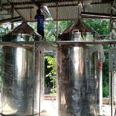 Tinh dầu Bạc hà hữu cơ Mộc Mây chai 500ml và 1Lít - tinh dầu nguyên chất từ thiên nhiên - chất lượng và mùi hương vượt trội