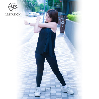 Áo Thun Thể Thao LMcation Josie - Màu Đen