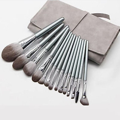 Bộ Cọ Trang Điểm 14 Cây Cán Bạc Cao Cấp Lông Siêu Mịn, Bám Phấn, Phù Hợp Mọi Loại Da, Không Gây Khó Chịu Cho Người Dùng, Có Bao Da Nhỏ Gọn, Tiện Dụng Đầy Đủ Chức Năng Makeup Cá Nhân Hiệu Quả, Tay Cầm Thoải Mái, Dễ Dàng Sử Dụng DRU - Hàng Chính Hãng