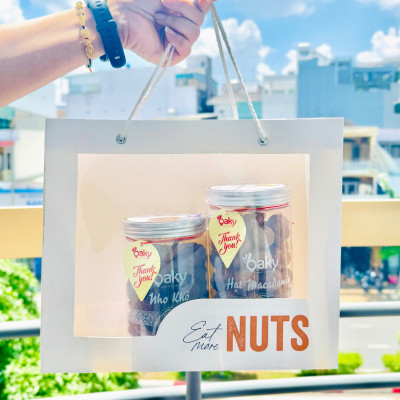 Quà Tặng Oaky - Combo Hạt Dinh Dưỡng Cao Cấp - Hạt Macca, Nho Khô Size lớn (450gram) - Tặng Túi Giấy Sang Trọng