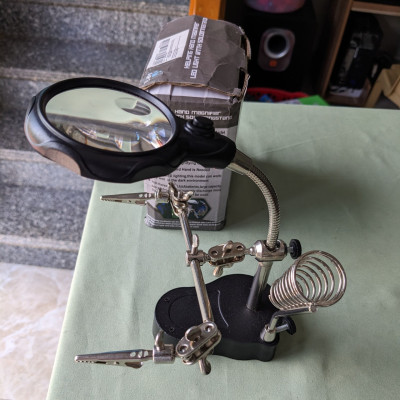 Kính Lúp Kẹp Hàn Mạch Điện Tử - Đèn LED Sáng, Loại Tốt, Rất Chắc Chắn