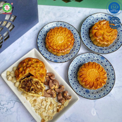 HỘP BÁNH TRUNG THU 4 BÁNH CHAY 220G - COMBO CHAY 4 - THÀNH LONG 880G - TẶNG 1 HỘP TRÀ