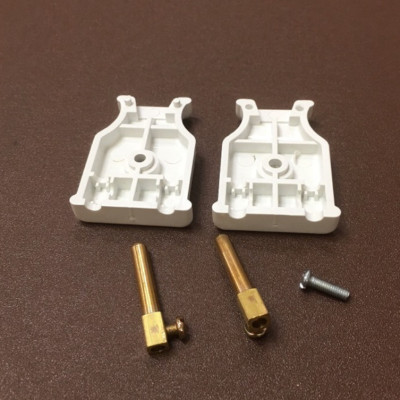 Chui phích cắm điện Rạng Đông chân đồng thau