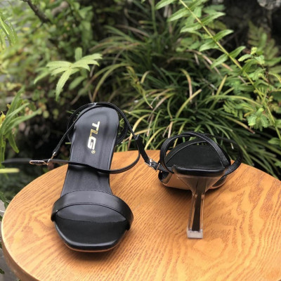 Sandal nữ cao gót hot trend trẻ trung năng động 21367