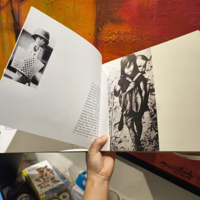 Sách - Life Behind The Front Line : Vietnam 1964 - 1975 by ArtBook
