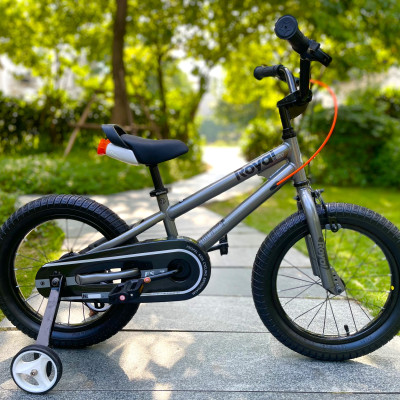 XE ĐẠP TRẺ EM ROYALBABY FREESTYLE FS7 size16 cho 4-8 tuổi( giao mầu ngẫu nhiên)