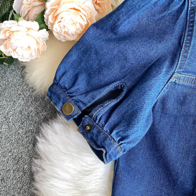 Áo denim croptop cổ vuông phong cách gợi cảm cho nữ