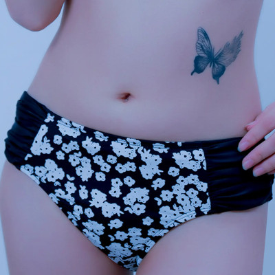 Quần Bikini LMcation Lena - Hoa Nhí Đen Trắng