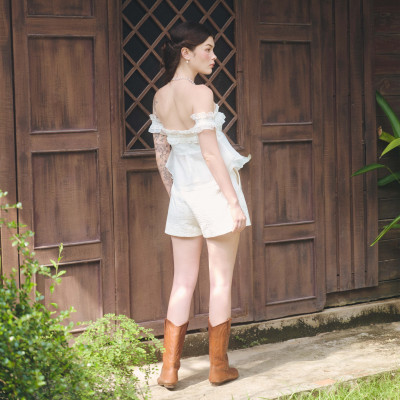 DOTTIE - Quần short xếp ly vải hiệu ứng - Trắng kem - Q0383